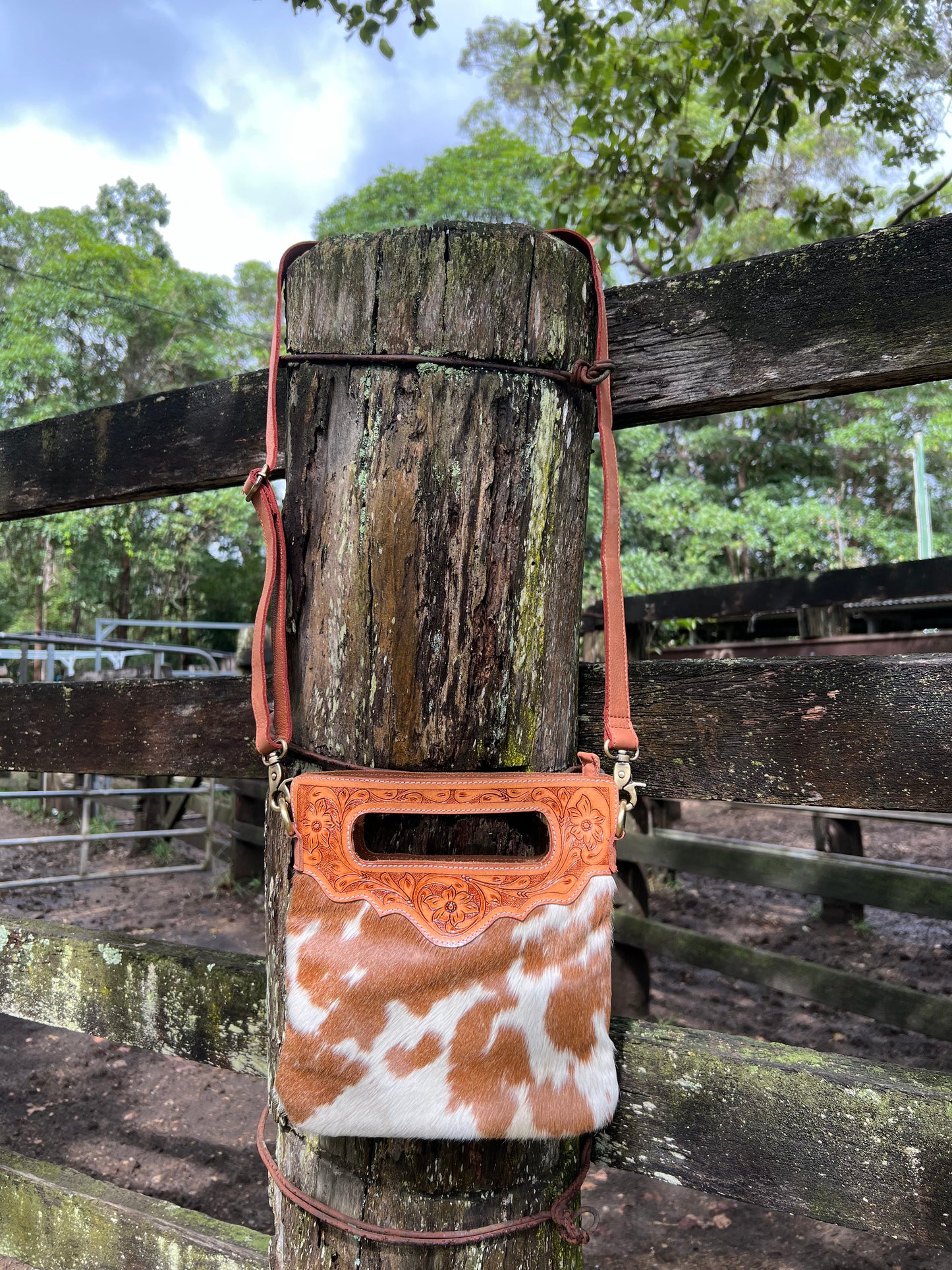 Hillary Cowhide Bag