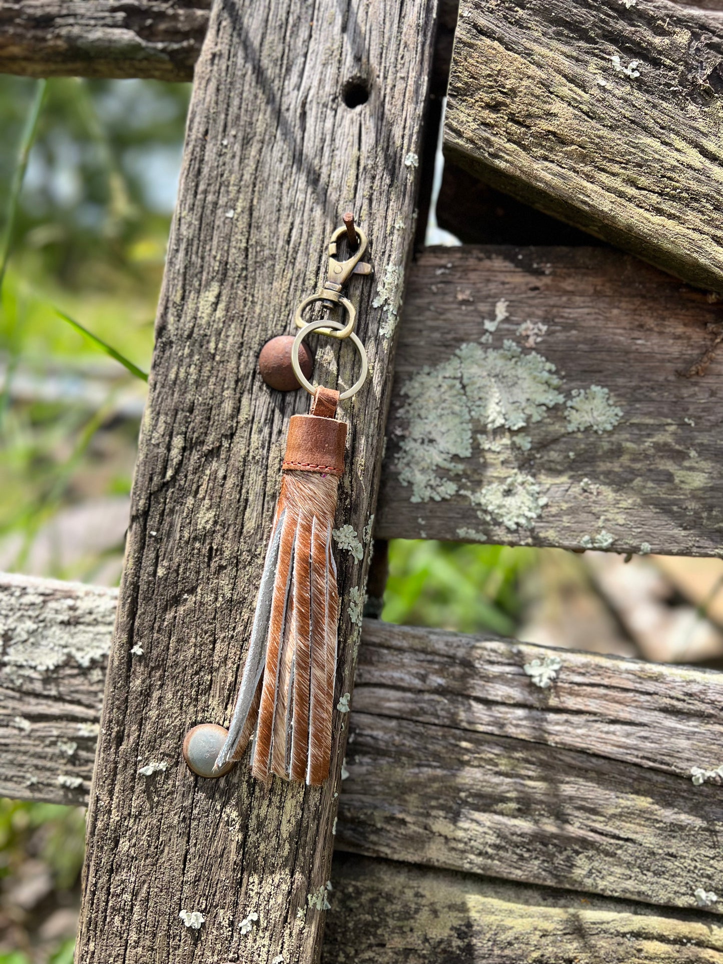 Cowhide Tassel Keyring 002