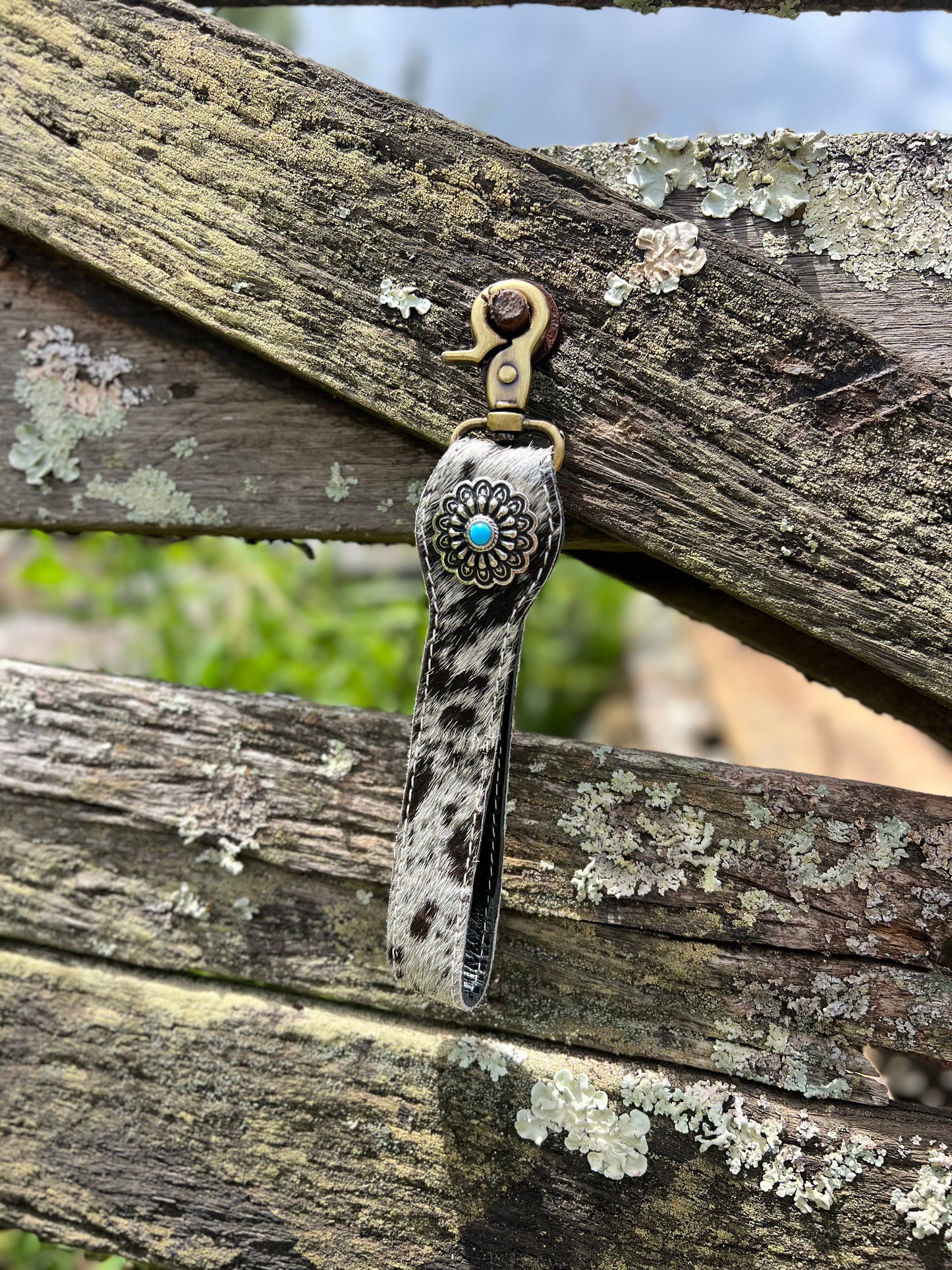 Turquoise Detailed Leather Keyring 005